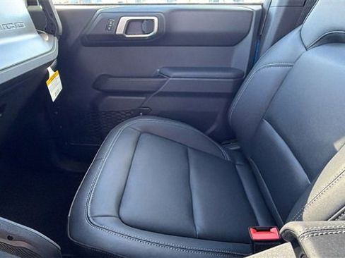 New 2025 Ford Bronco Badlands w/ Sasquatch Package image 23
