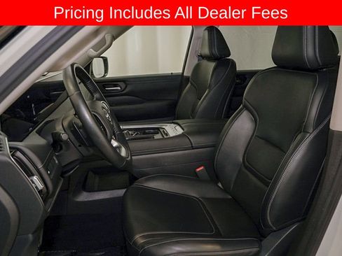 Certified 2025 Nissan Armada SV AWD/4WD image 12