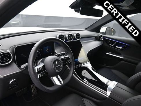 Used 2025 Mercedes-Benz GLC 350e 4MATIC image 19