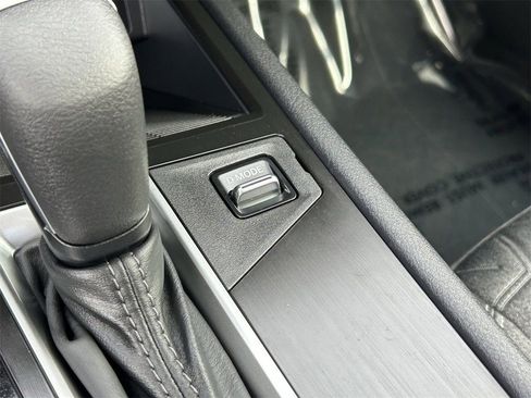 New 2026 Nissan Kicks SV FWD image 27