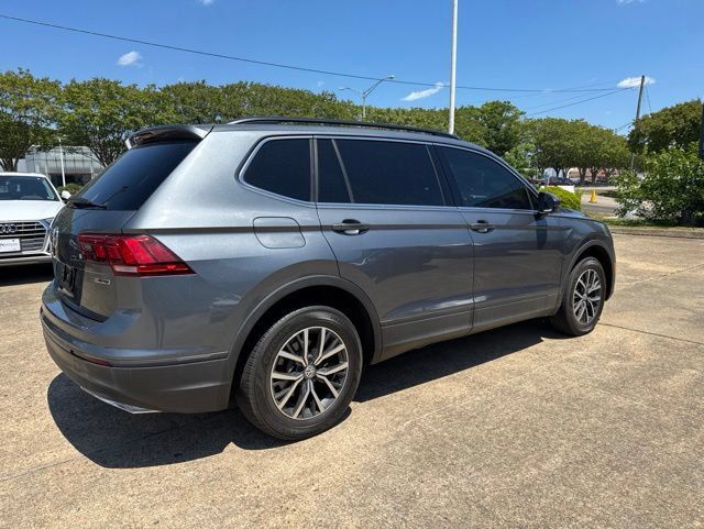 Used 2019 Volkswagen Tiguan SEL R-Line AWD/4WD image 5