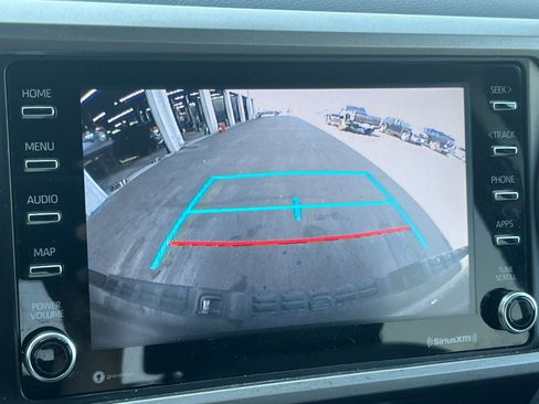 Used 2020 Toyota Tacoma SR5 image 18