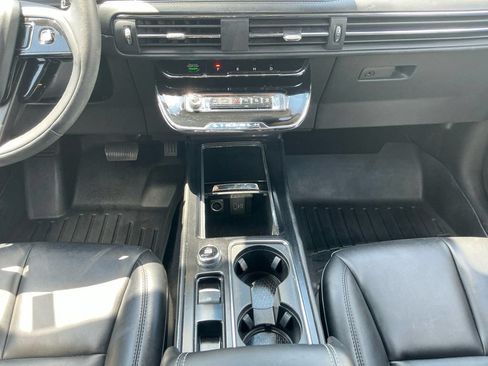 Used 2023 Lincoln Corsair FWD image 20