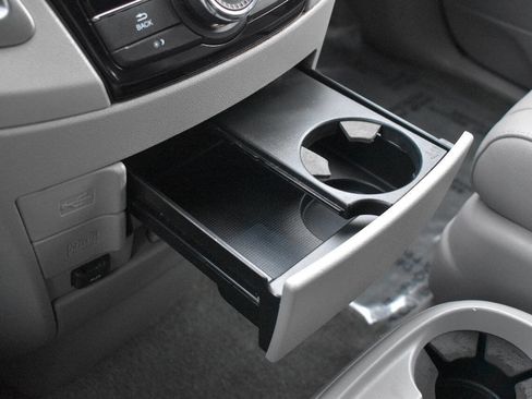 Used 2016 Honda Odyssey EX-L image 29