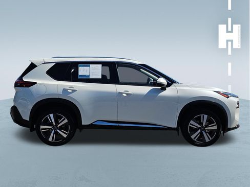 Used 2023 Nissan Rogue SL FWD image 3