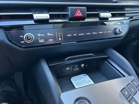 New 2026 Kia Sportage SX Prestige AWD/4WD image 23