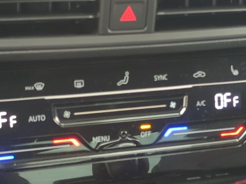 New 2026 Volkswagen Jetta SE image 12