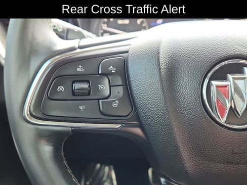 Used 2022 Buick Envision Preferred image 38