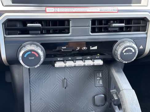 Used 2024 Toyota Tacoma SR5 AWD/4WD image 24