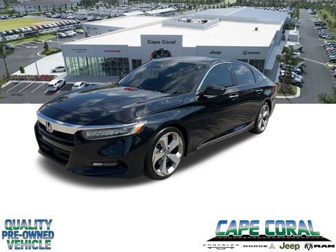 Used 2018 Honda Accord Touring image 1