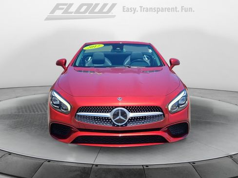 Used 2017 Mercedes-Benz SL 550 image 2