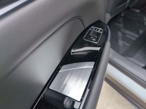 New 2026 Cadillac Lyriq Premium Luxury image 11