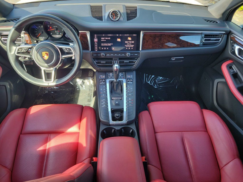 Used 2021 Porsche Macan AWD/4WD image 17