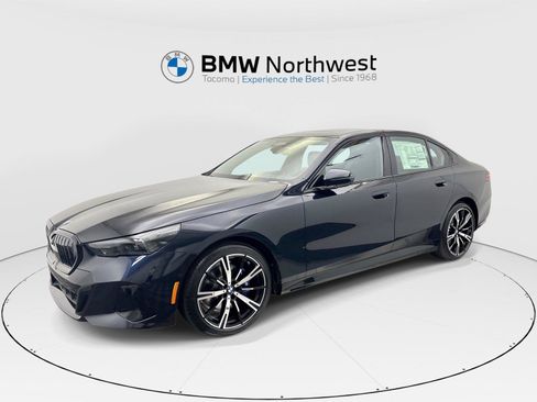New 2027 BMW 530i xDrive w/ M Sport Package AWD/4WD image 1