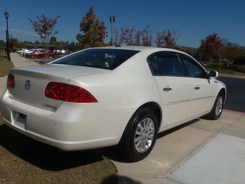 Used 2008 Buick Lucerne CX w/ Driver Confidence Package image 5