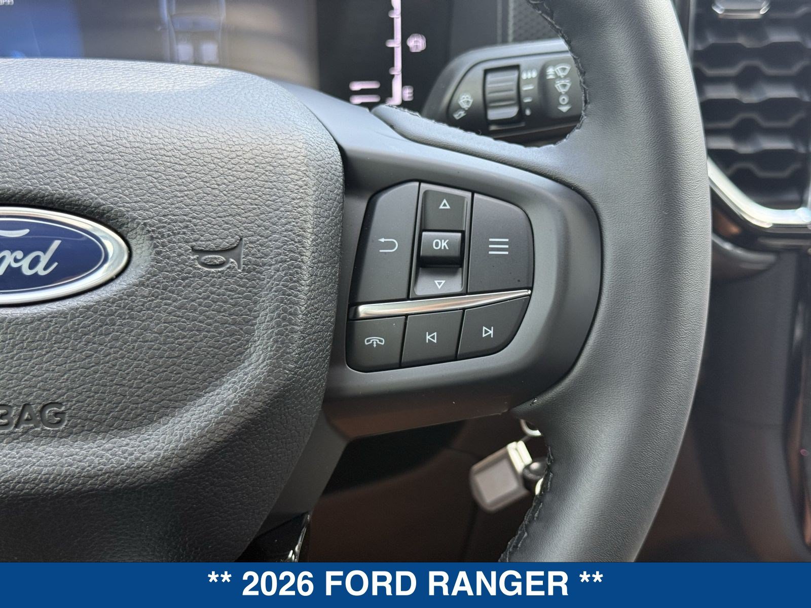 New 2026 Ford Ranger XLT w/ Black Appearance Package RWD image 27