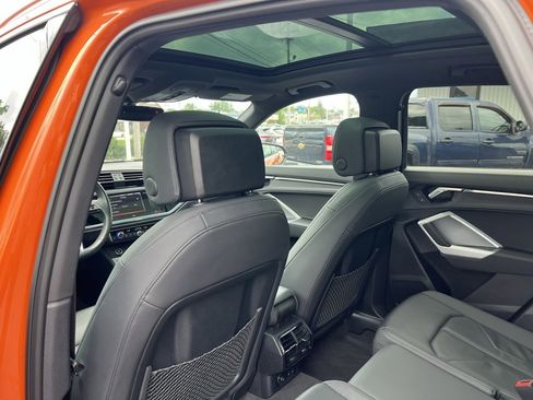 Used 2023 Audi Q3 2.0T Premium image 22