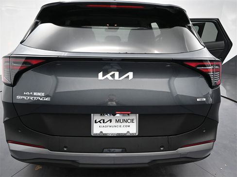 New 2026 Kia Sportage EX image 9