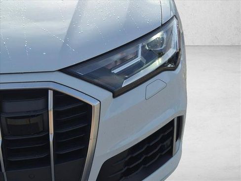 Used 2023 Audi Q7 3.0T Prestige AWD/4WD image 9