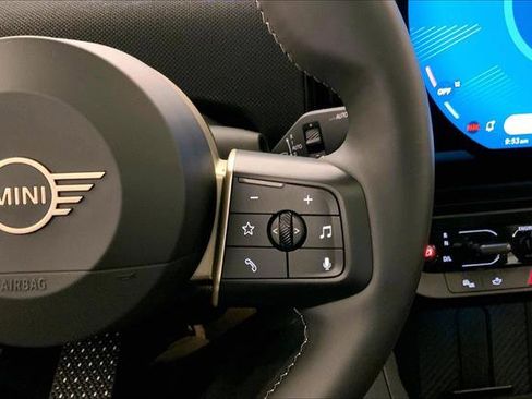 Certified 2025 MINI Cooper S image 19