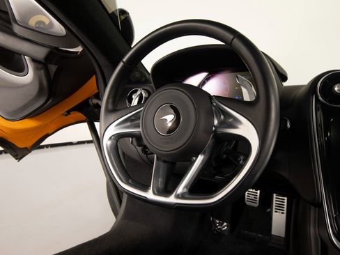 Used 2025 McLaren GTS image 29