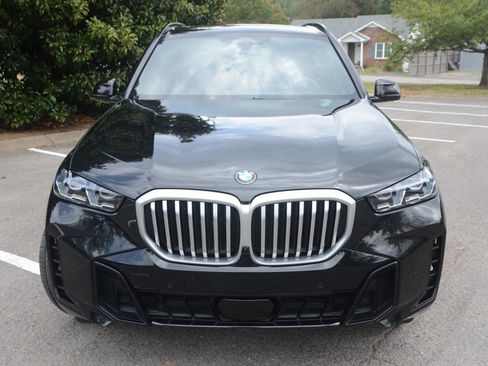 Used 2026 BMW X5 xDrive40i w/ M Sport Package AWD/4WD image 8