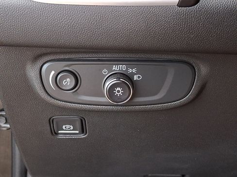Used 2023 GMC Terrain SLE w/ Driver Convenience Package AWD/4WD image 27