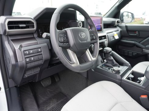 New 2026 Toyota 4Runner SR5 image 20