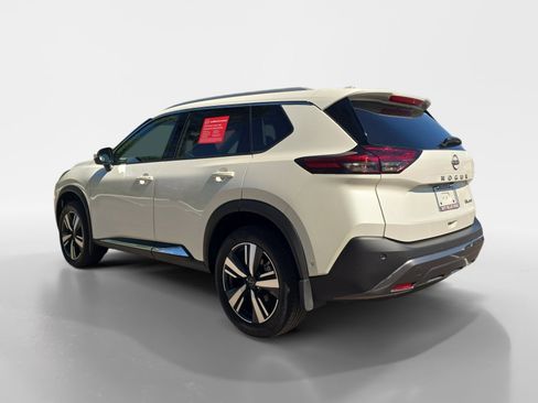 Certified 2023 Nissan Rogue SL w/ SL Premium Package AWD/4WD image 3