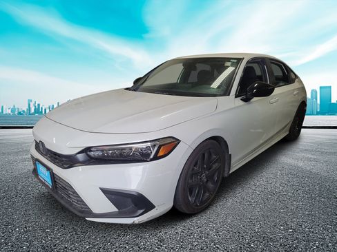 Used 2024 Honda Civic Sport image 2