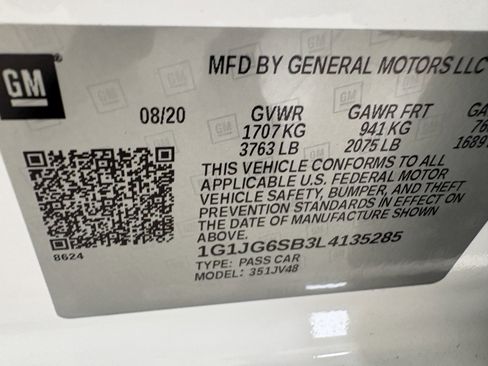 Used 2020 Chevrolet Sonic LT FWD image 34