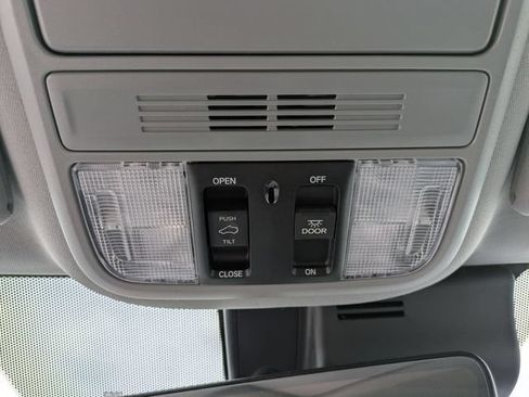 Used 2021 Honda Pilot Special Edition image 15
