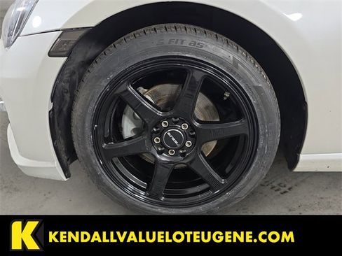 Used 2013 Subaru BRZ Limited w/ Popular Pkg 2C image 9