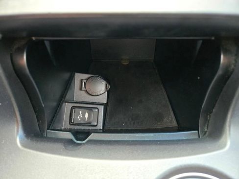 Used 2015 Toyota Camry SE image 30