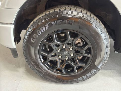 Used 2024 Ford F150 XLT w/ Equipment Group 302A MID image 10