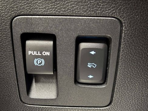 Used 2019 Ford F150 Lariat AWD/4WD image 29