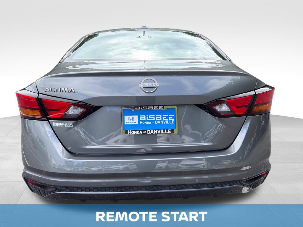 Used 2025 Nissan Altima 2.5 SV FWD image 6