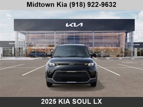 New 2025 Kia Soul LX image 2