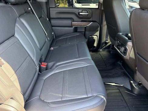 Used 2023 GMC Sierra 3500 Denali w/ Denali Ultimate Package image 21