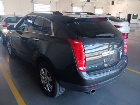 Used 2015 Cadillac SRX Luxury image 4