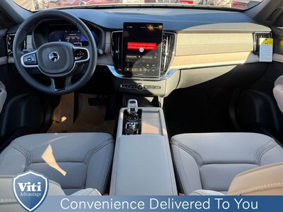 New 2026 Volvo XC90 B6 Plus w/ Protection Package Premier