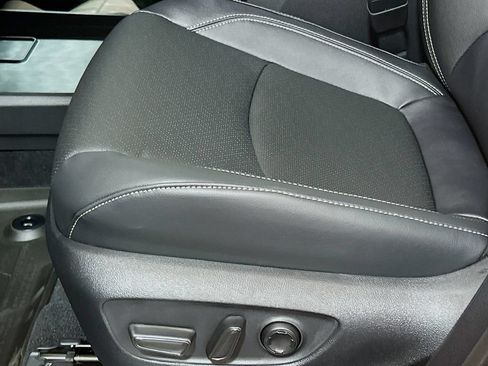 New 2026 Toyota Sienna Platinum AWD/4WD image 18