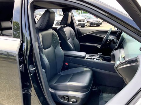 Used 2025 Lexus RX 350 Premium w/ Accessory Package AWD/4WD image 9