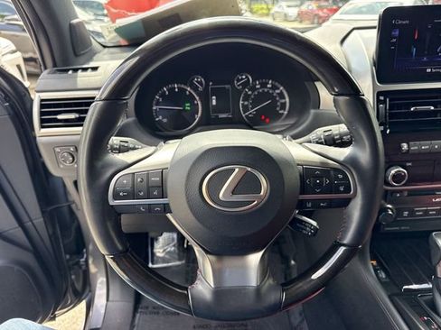 Used 2023 Lexus GX 460 Premium w/ Premium Package AWD/4WD image 14