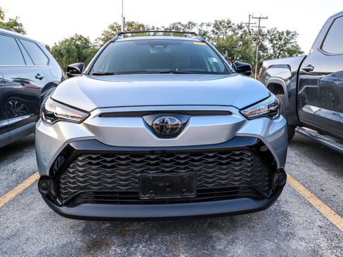 Used 2025 Toyota Corolla Cross AWD Hybrid image 4