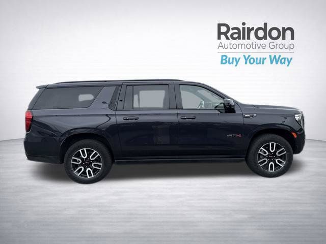 Used 2024 GMC Yukon XL AT4 w/ AT4 Premium Package AWD/4WD image 8
