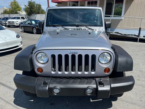 Used 2013 Jeep Wrangler Sport AWD/4WD image 2