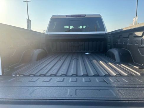 New 2026 Chevrolet Silverado 2500 High Country w/ High Country Premium Package AWD/4WD image 10