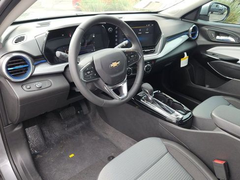 New 2026 Chevrolet Trax LT w/ Driver Confidence Package image 3