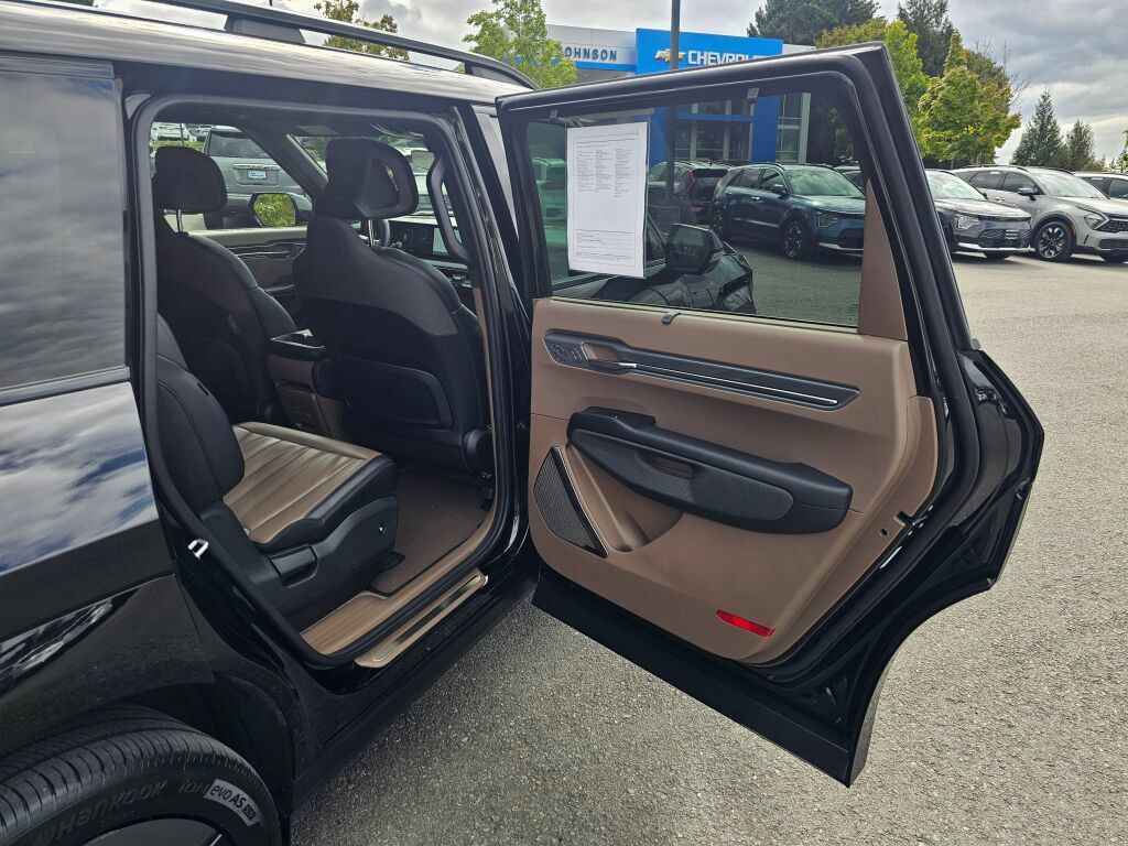 Certified 2024 Kia EV9 GT-Line AWD/4WD image 28